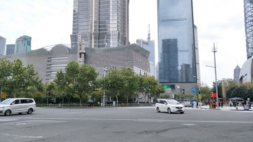 金茂大廈 陸家嘴核心商務(wù)區(qū)的卓越辦公空間租賃與管理服務(wù)